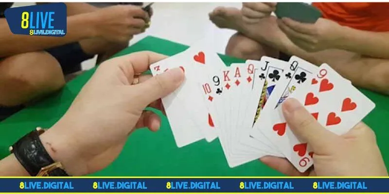 Cách chơi sâm lốc giúp hội viên rèn luyện khả năng tư duy và chiến thuật